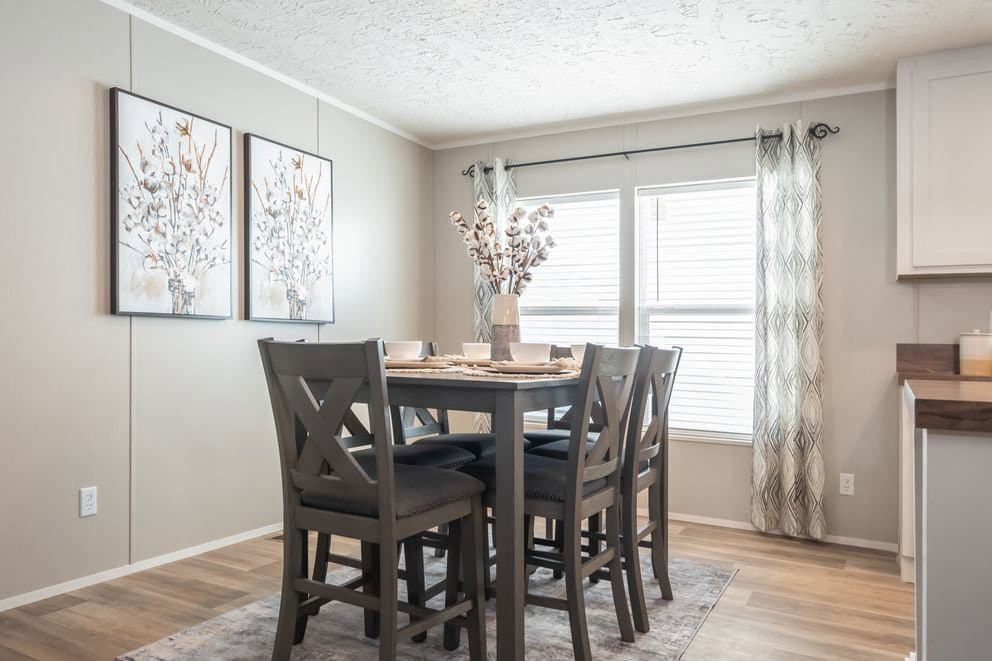 Tradition 2868b interior home features