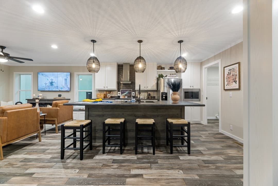 Stratos 28643b kitchen home features