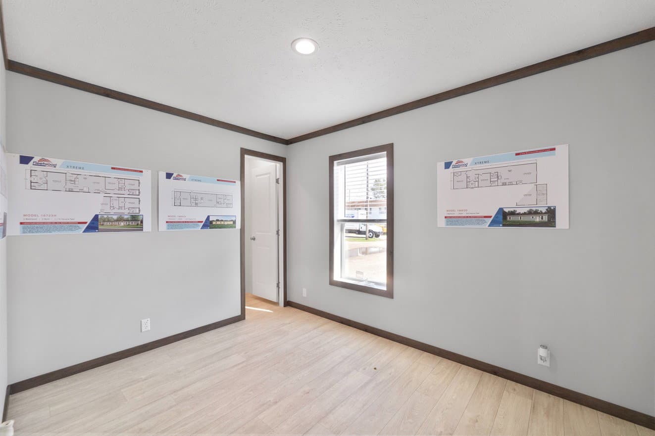 Pioneer 16763k bedroom home features