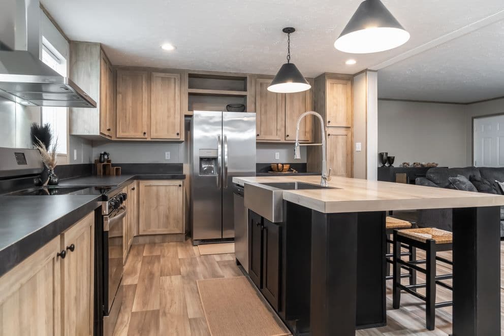Tradition 72 kitchen home features