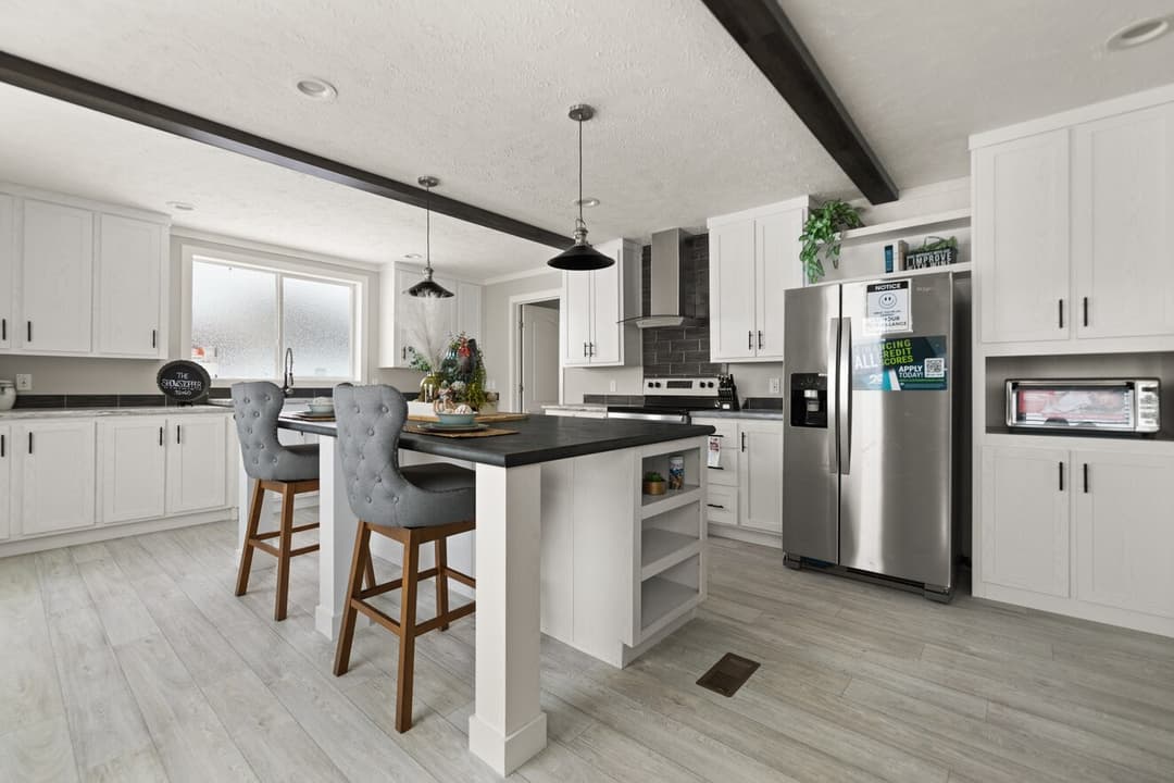 Big beam house 32663x kitchen home features