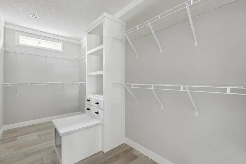 Liberty 2860459 bedroom home features