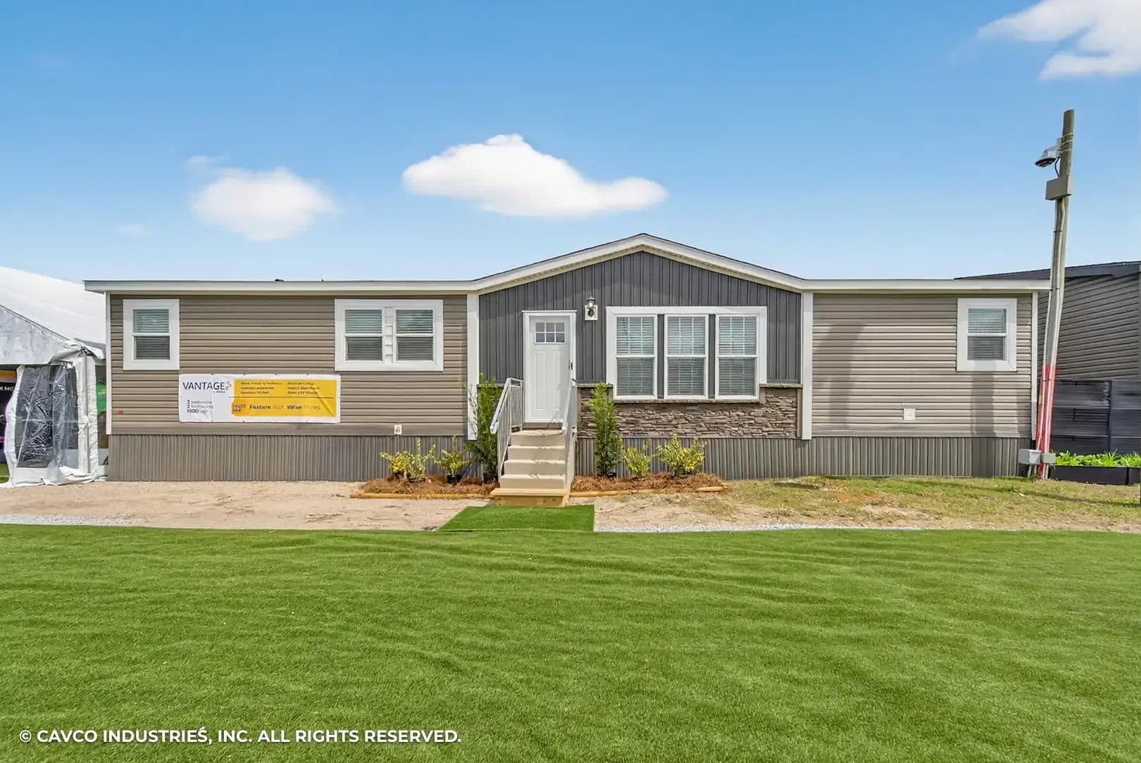 Vantage hero, elevation, and exterior home features