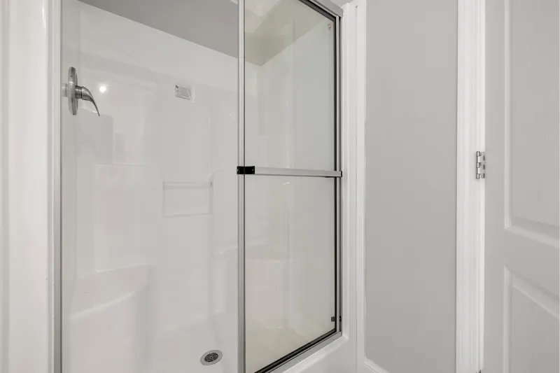 Freedom 2856497 bathroom home features