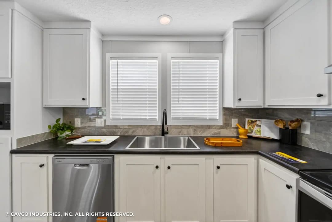 Vantage kitchen home features