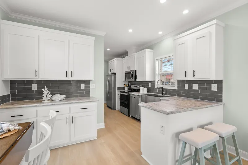 Legend 1438513 kitchen home features