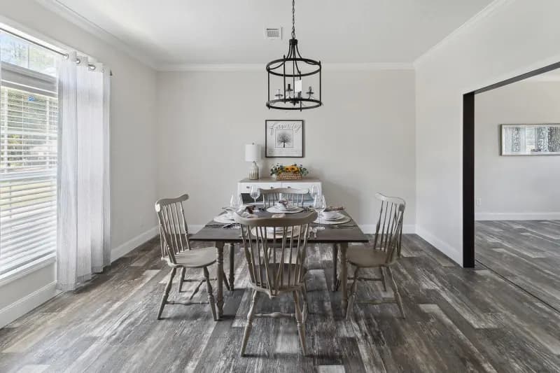 Freedom 3276517 interior home features
