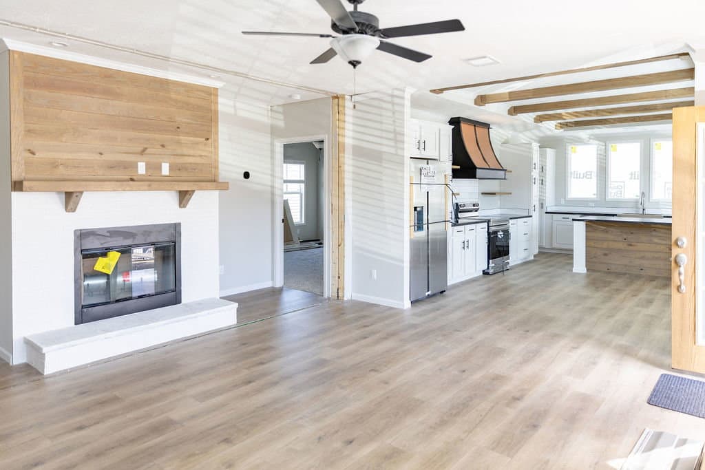The bandon interior home features