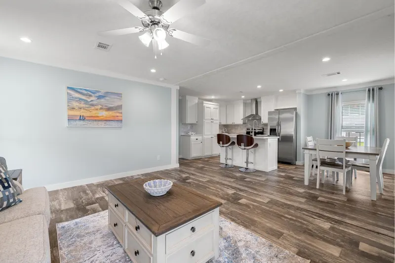 Champion community 2848441 interior home features