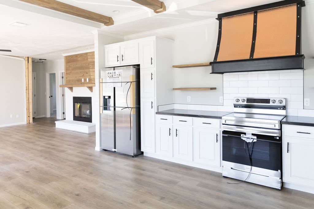 The bandon kitchen home features