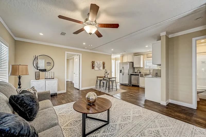 Champion community 2444437 interior home features
