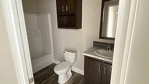 Legend 3276502 bathroom home features