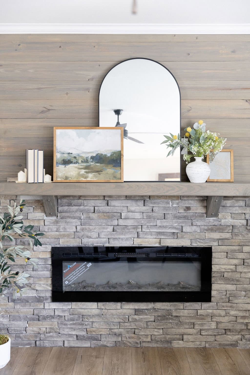 The big easy interior home features