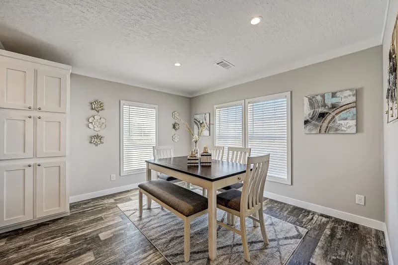 Champion community 2856443 interior home features