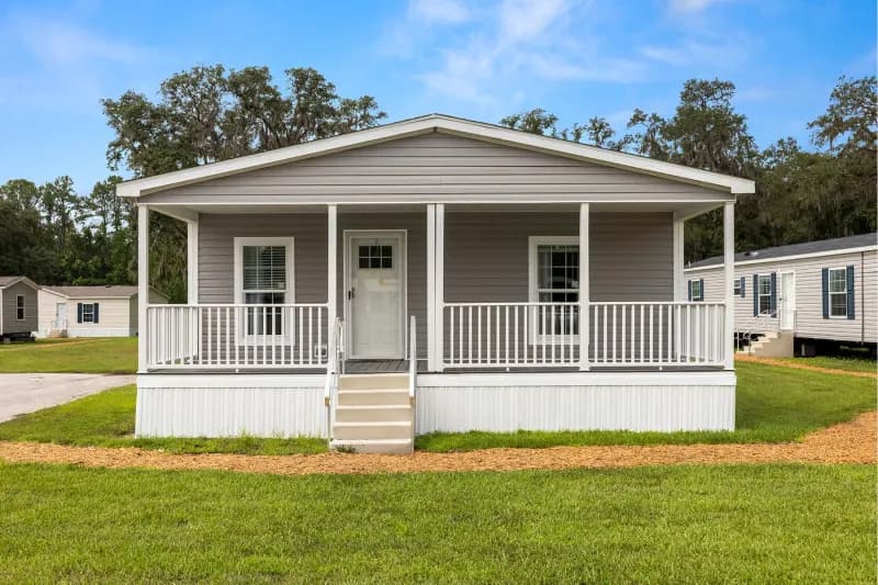 Champion community 2848441 elevation and exterior home features