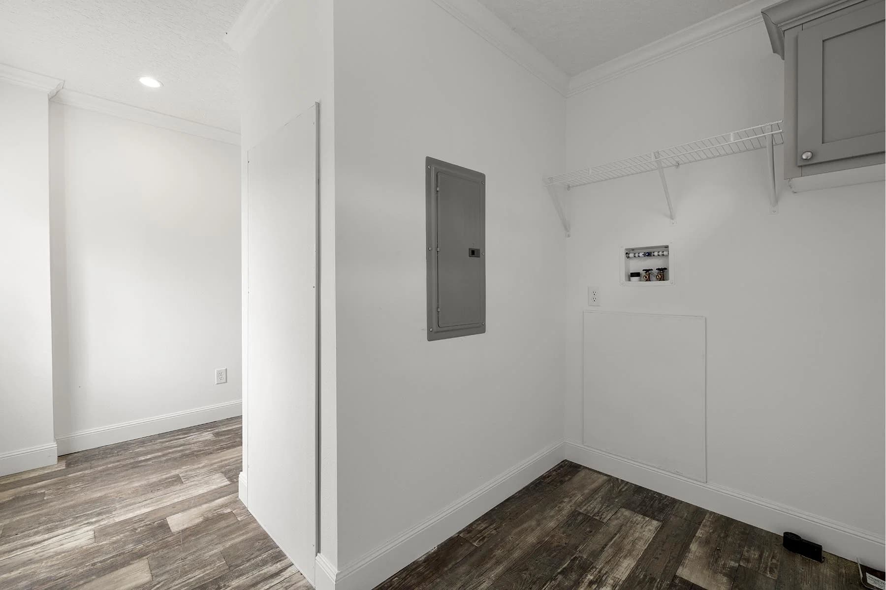 Freedom interior home features