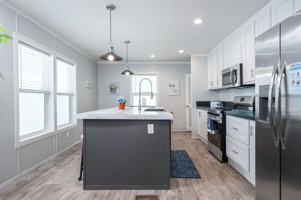 The fusion c kitchen home features