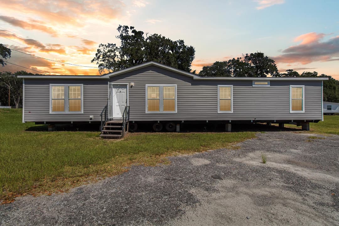 Freedom exterior, hero, and elevation home features