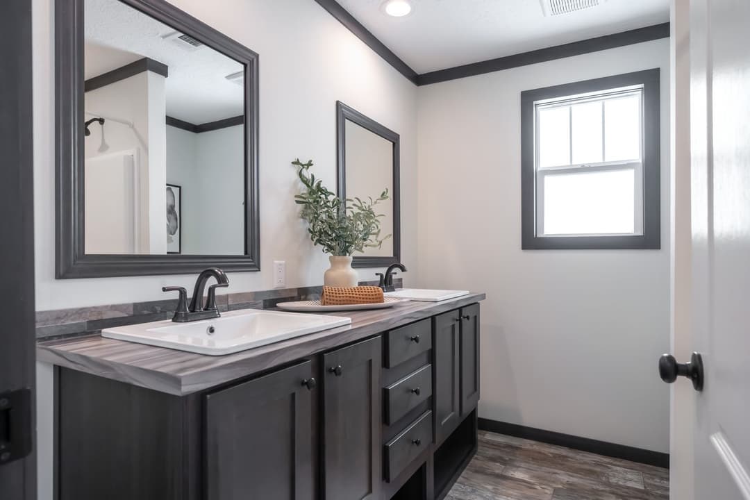 Boujee 56 bathroom home features