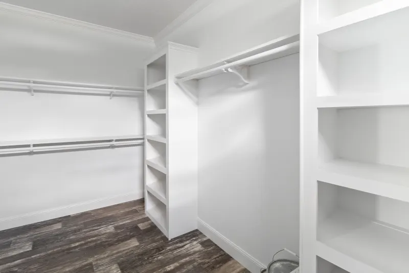 Freedom 3276517 interior home features