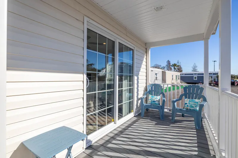 Legend 1435454 elevation and exterior home features