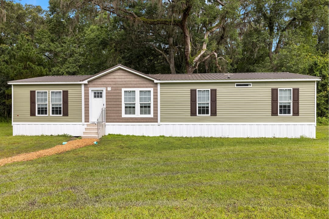 Freedom exterior home features